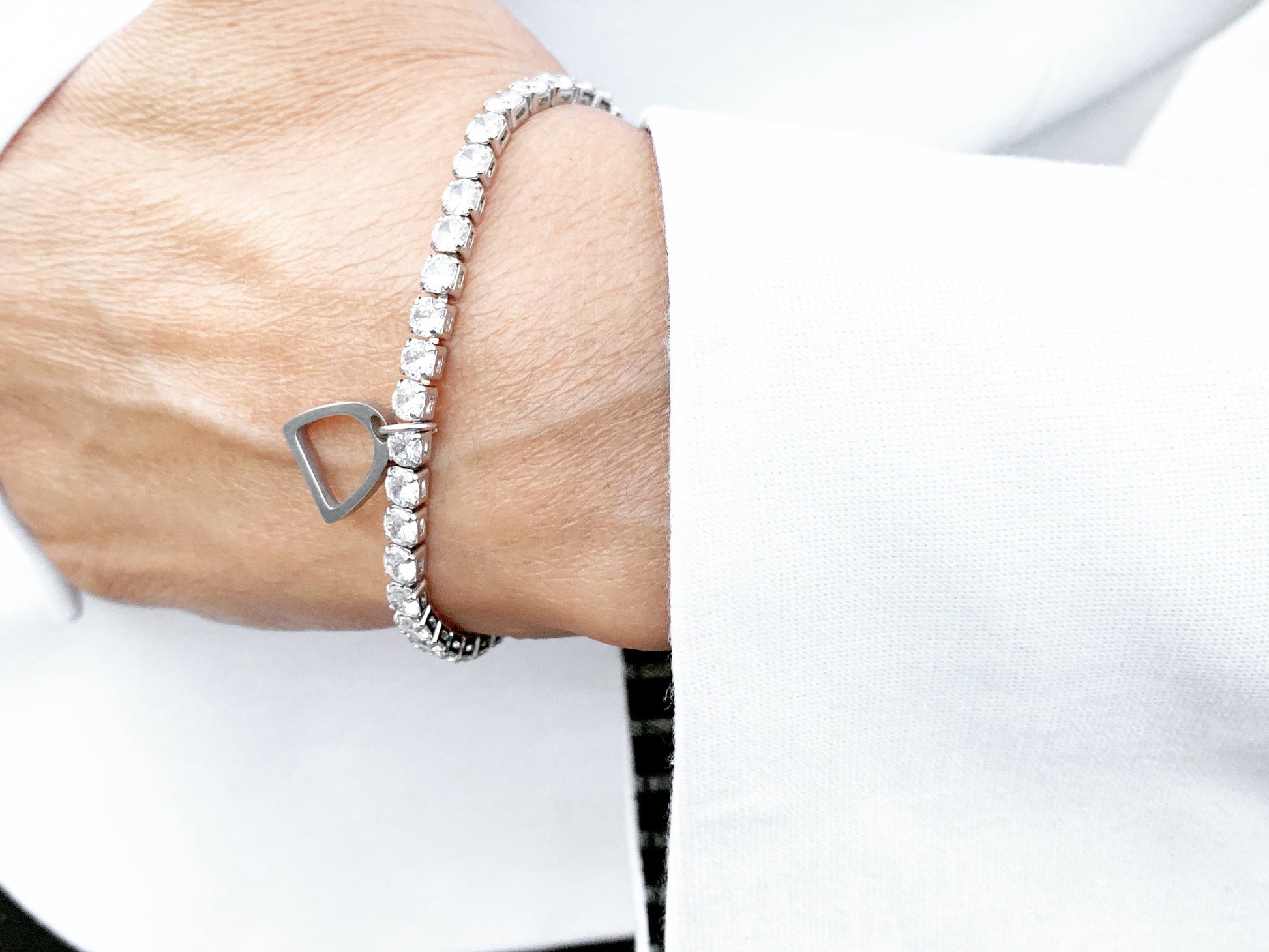 Stirrup Crystal Charm Bracelet    | Ideana